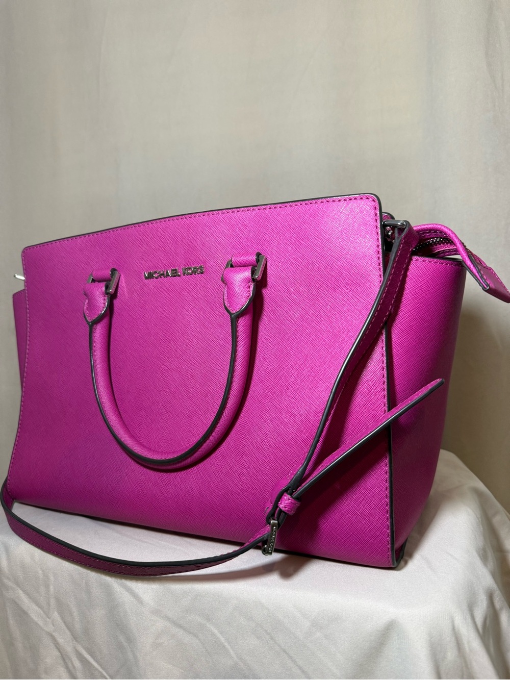 Michael Kors Saffiano Leather Tote - Hot Pink